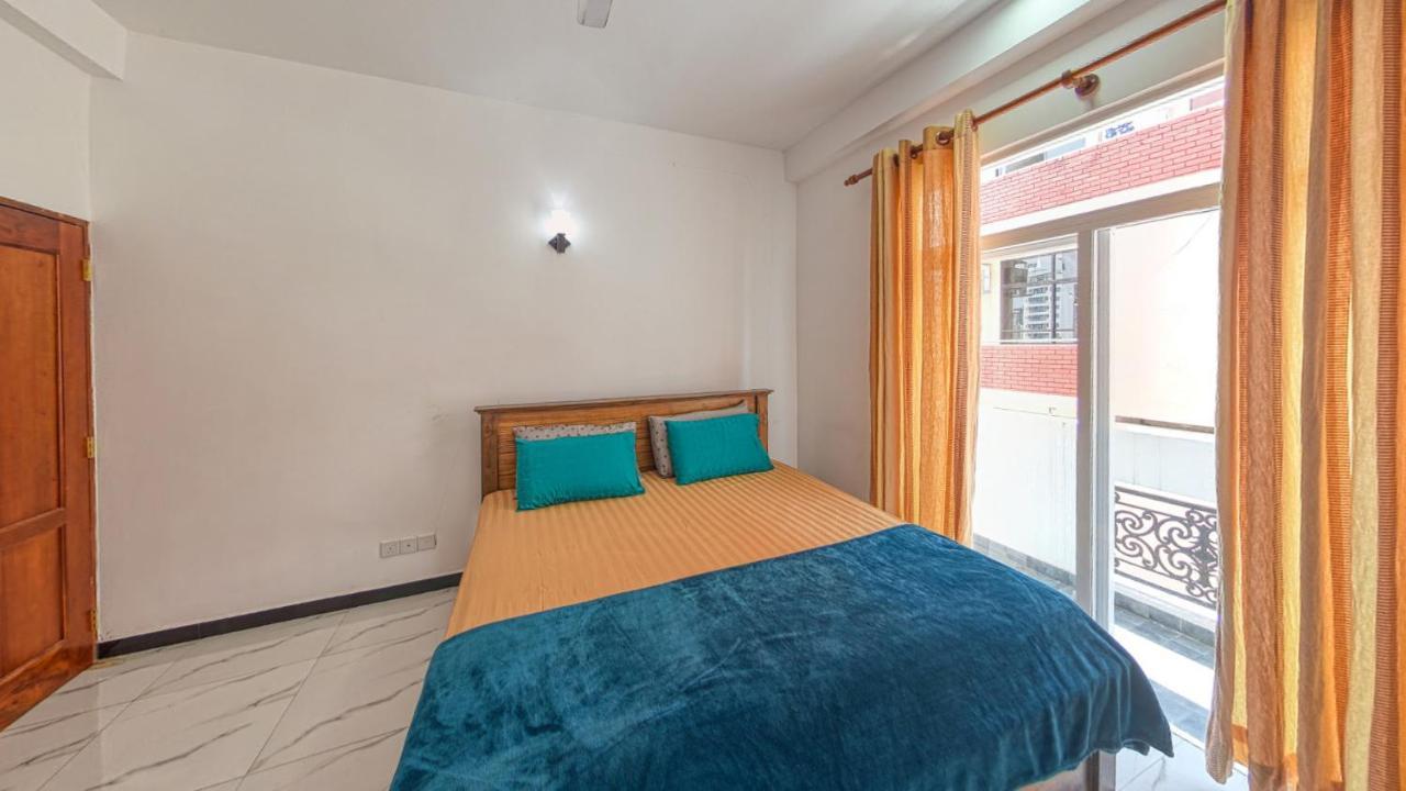 Ocean Breeze Apartment Коломбо Экстерьер фото
