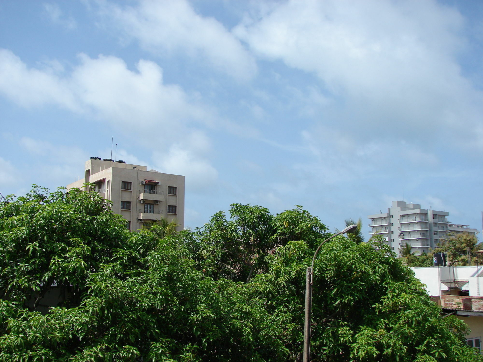 Ocean Breeze Apartment Коломбо Экстерьер фото